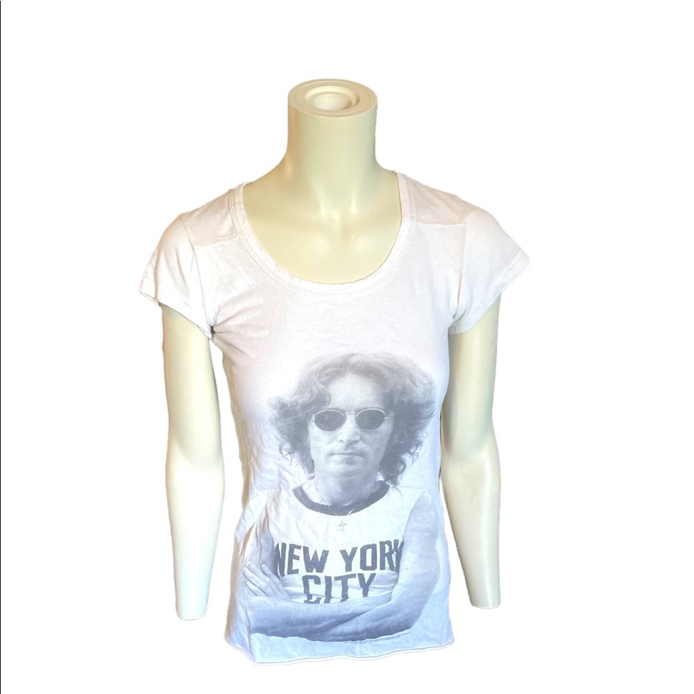 John Lennon Graphic Tee Trunk Ltd- Size Small